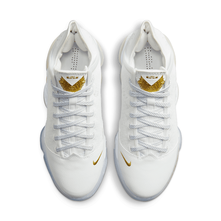 Nike LeBron 19 Low Beyond The Seas Angle 1