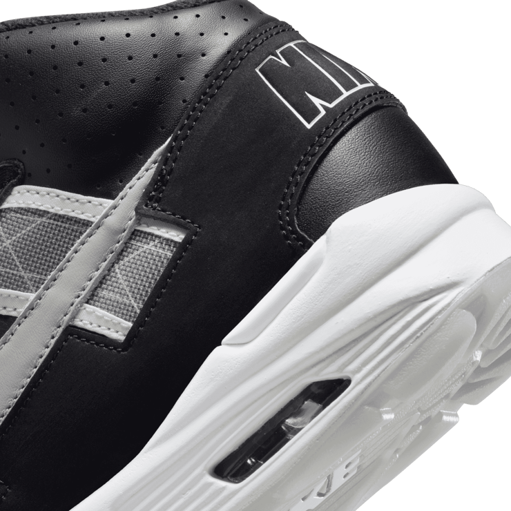 Nike Air Trainer SC High Raiders (2022) Angle 5