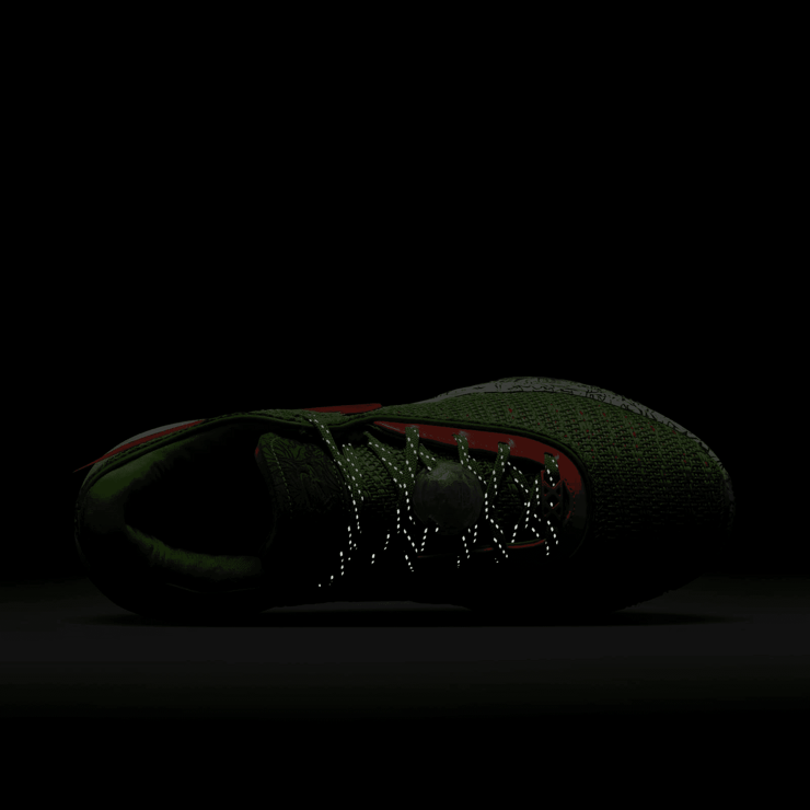 Nike LeBron 20 Christmas Angle 6