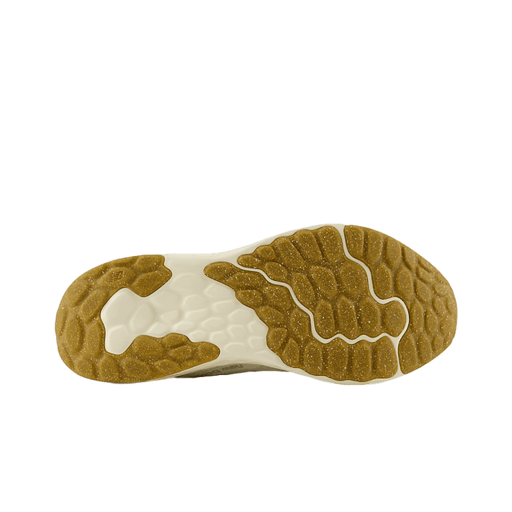 New Balance Fresh Foam Arishi v4 White Beige Brown Angle 3