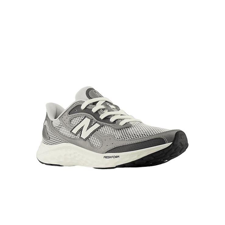New Balance Fresh Foam Arishi v4 Grey Angle 2
