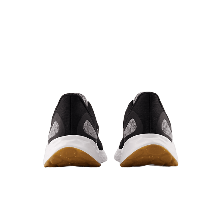 New Balance Fresh Foam Arishi v4 Black Grey Beige Angle 3