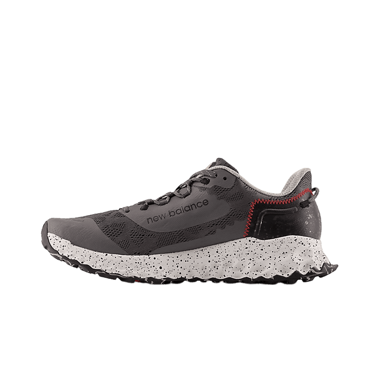 New Balance Fresh Foam Garoé Grey Red Black Angle 0
