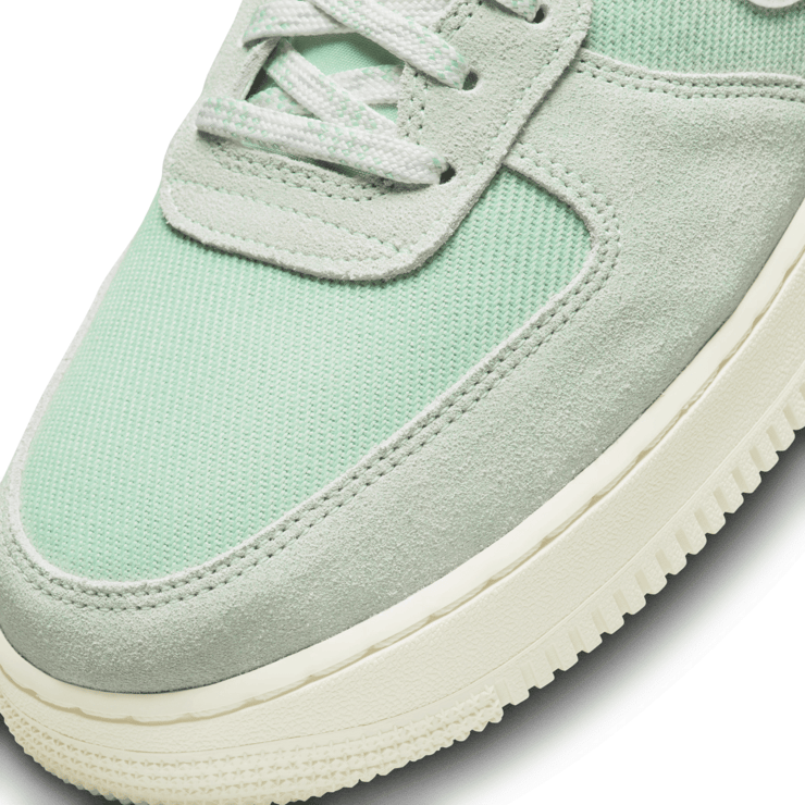 Nike Air Force 1 Low Certified Fresh Enamel Green Angle 3