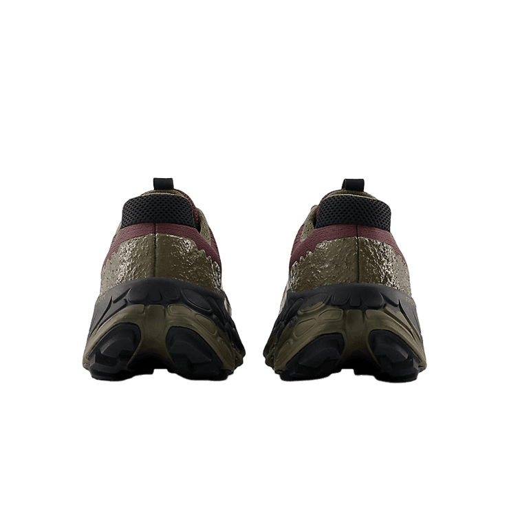 New Balance Fresh Foam X More Trail v3 Black Green Angle 4