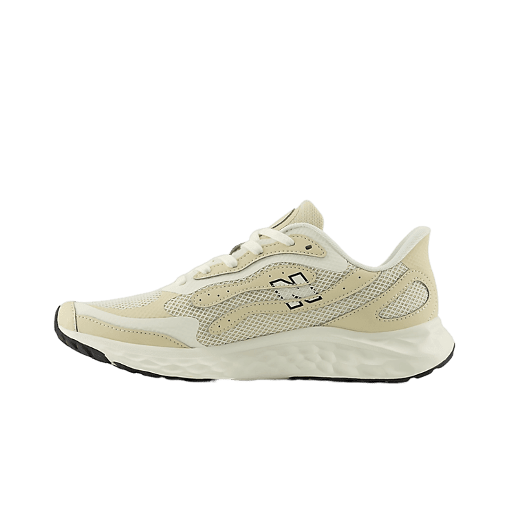 New Balance Fresh Foam Arishi v4 Beige Black Angle 0