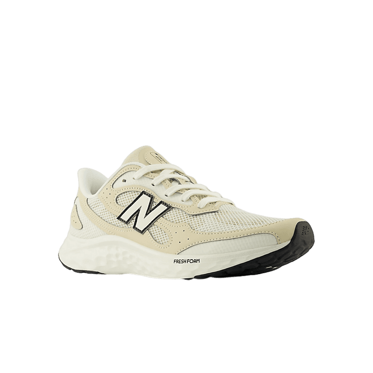 New Balance Fresh Foam Arishi v4 Beige Black Angle 2