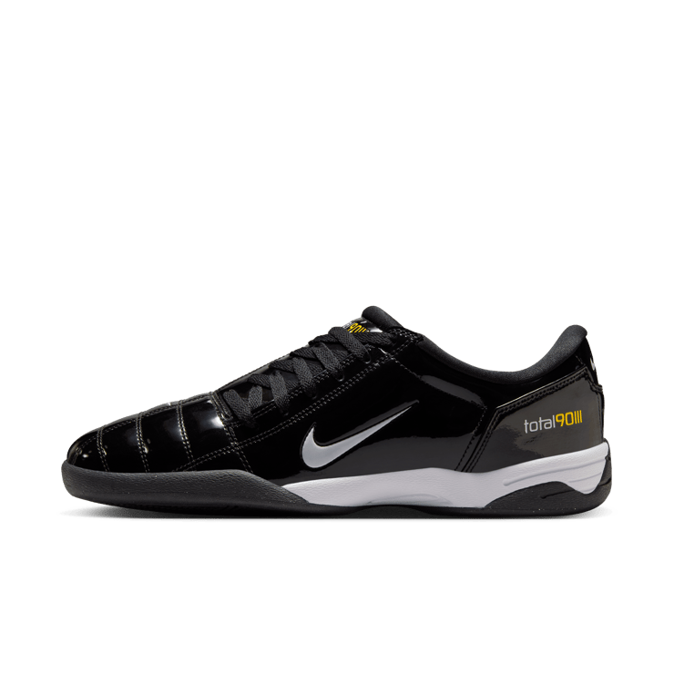 Nike Total 90 III SP Black Angle 1