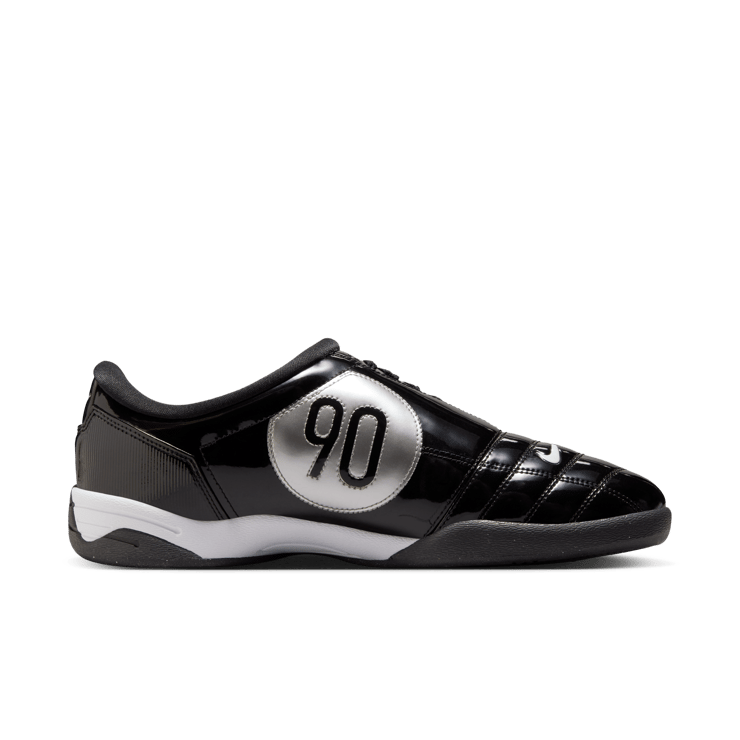 Nike Total 90 III SP Black Angle 3