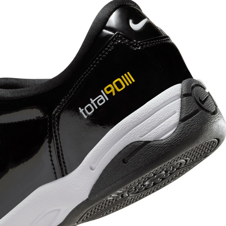 Nike Total 90 III SP Black Angle 6