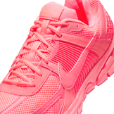 Nike Zoom Vomero 5 Hot Punch Angle 4