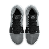 Nike LeBron Witness 8 Basketball Angle 1
