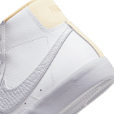 Nike Blazer Mid '77 'Easter' (GS) Angle 5