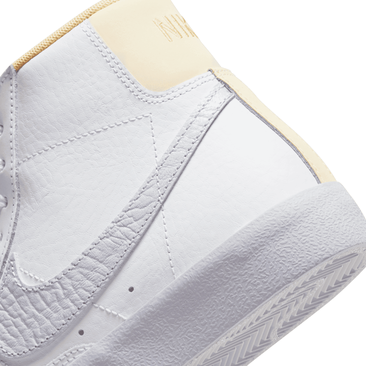 Nike Blazer Mid '77 'Easter' (GS) Angle 5