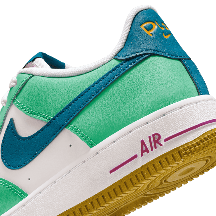 Nike Air Force 1 LV8 'White Spring Green' (GS) Angle 5
