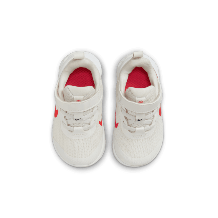 Nike Revolution 6 (TD) Angle 1