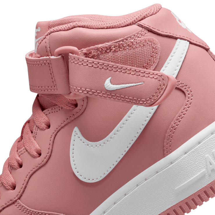 Nike Air Force 1 Mid LE (GS) Angle 6