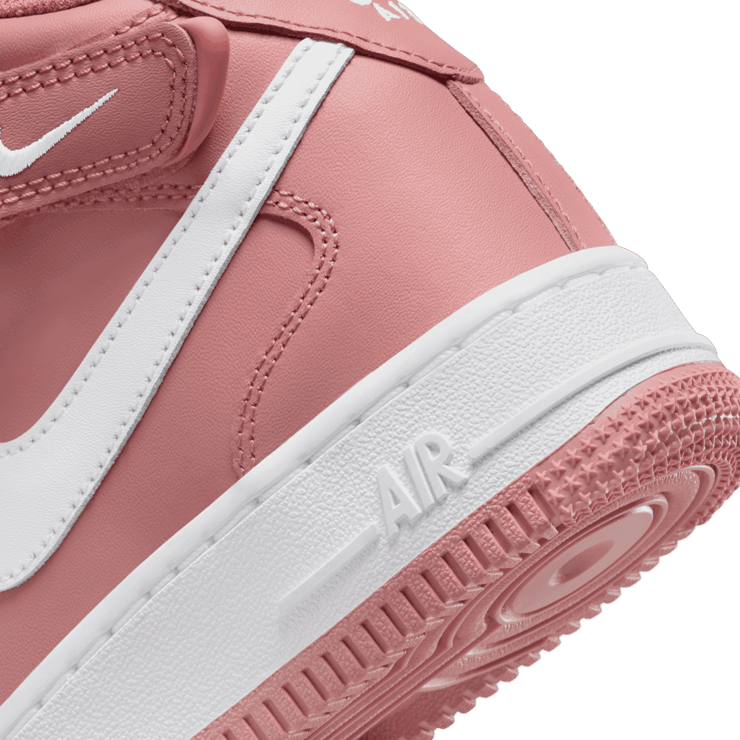 Nike Air Force 1 Mid LE (GS) Angle 5