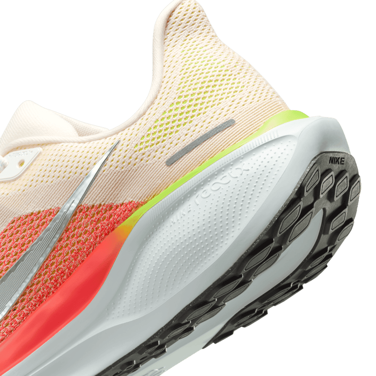 Nike Pegasus 41 Road Angle 5