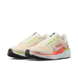 Nike Pegasus 41 Road Angle 2