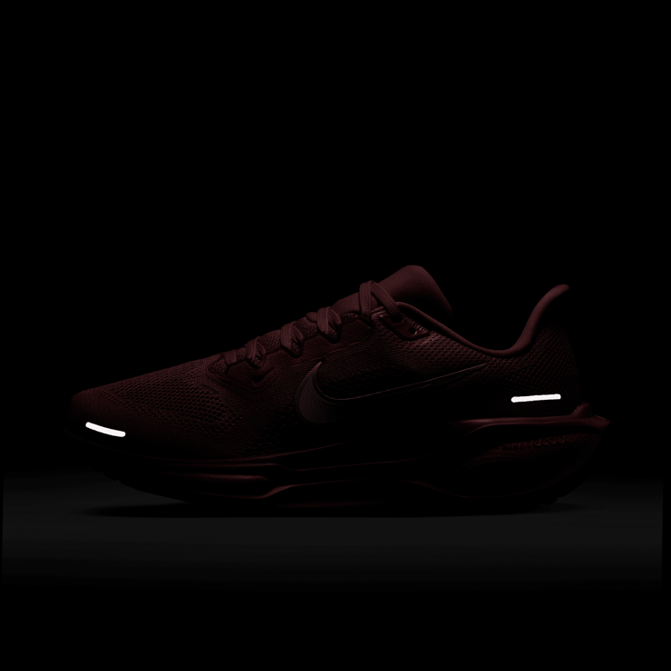 Nike Pegasus 41 Road Angle 6