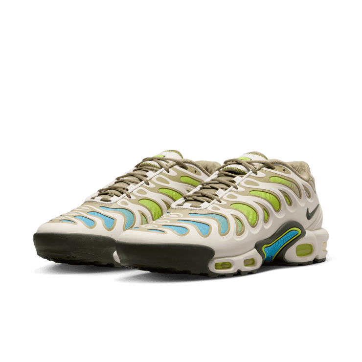 Nike Air Max Plus Drift Angle 2