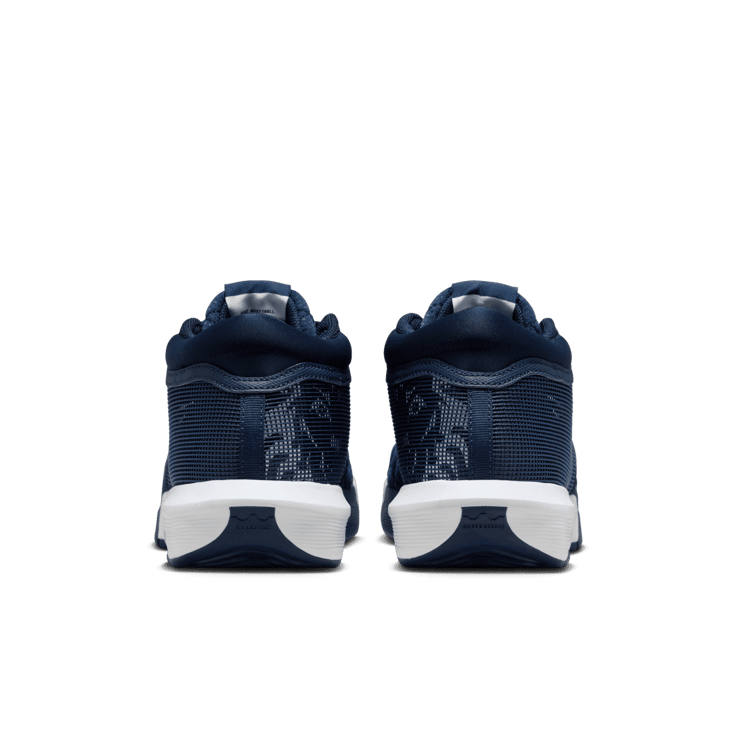 Nike LeBron Witness 8 (Team Bank) Basketball Angle 3