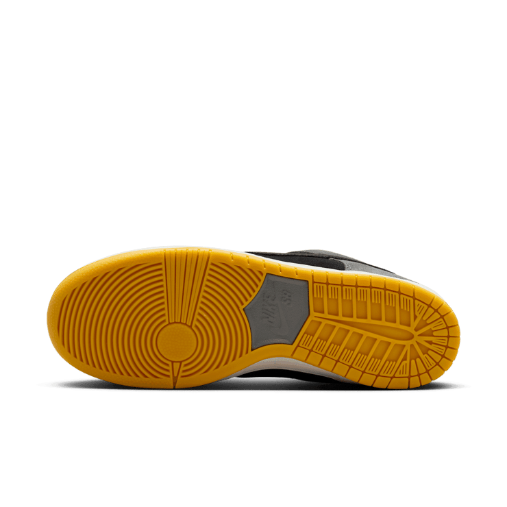 Nike SB Dunk Low Dark Smoke Grey Black Gum Angle 0