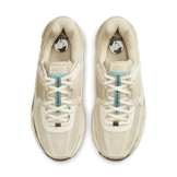 Nike Zoom Vomero 5 Oatmeal Angle 1