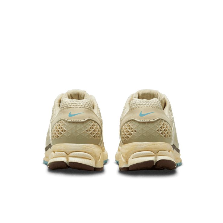 Nike Zoom Vomero 5 Oatmeal Angle 3