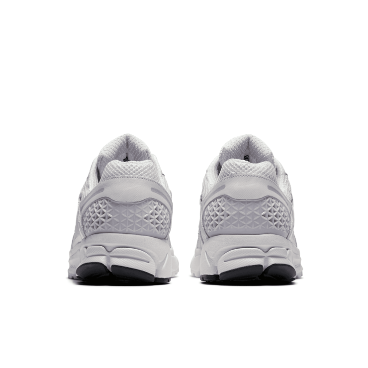 Nike Zoom Vomero 5 Vast Grey Angle 4