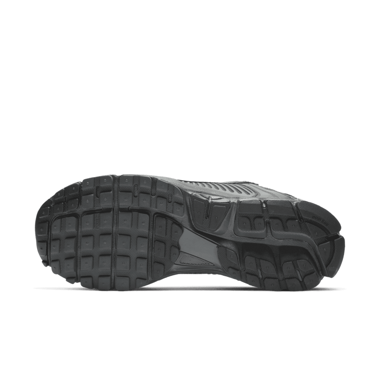 Nike Zoom Vomero 5 Anthracite Angle 0