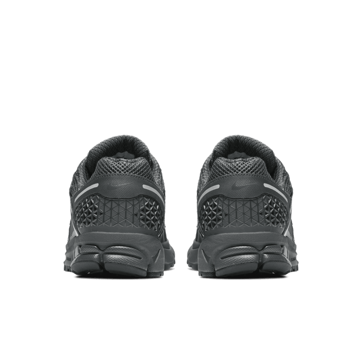 Nike Zoom Vomero 5 Anthracite Angle 3