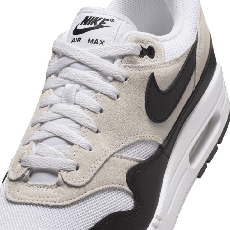 Nike Air Max 1 Summit White Black Angle 4