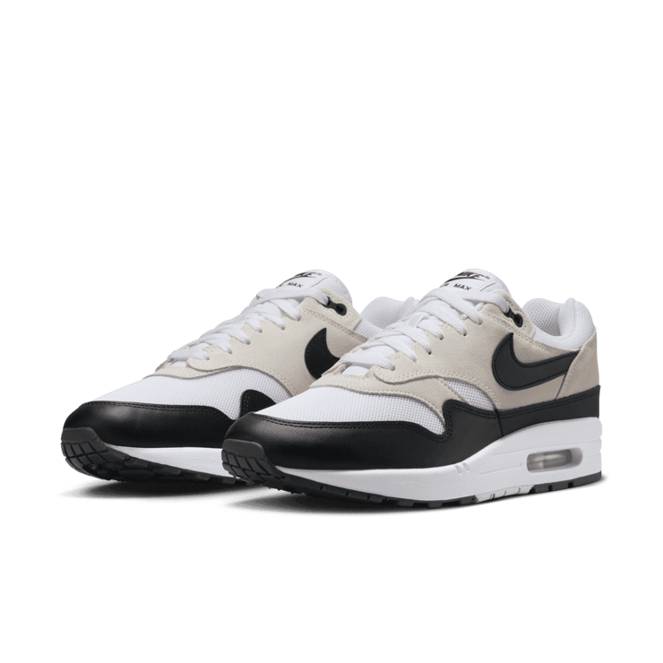 Nike Air Max 1 Summit White Black Angle 2