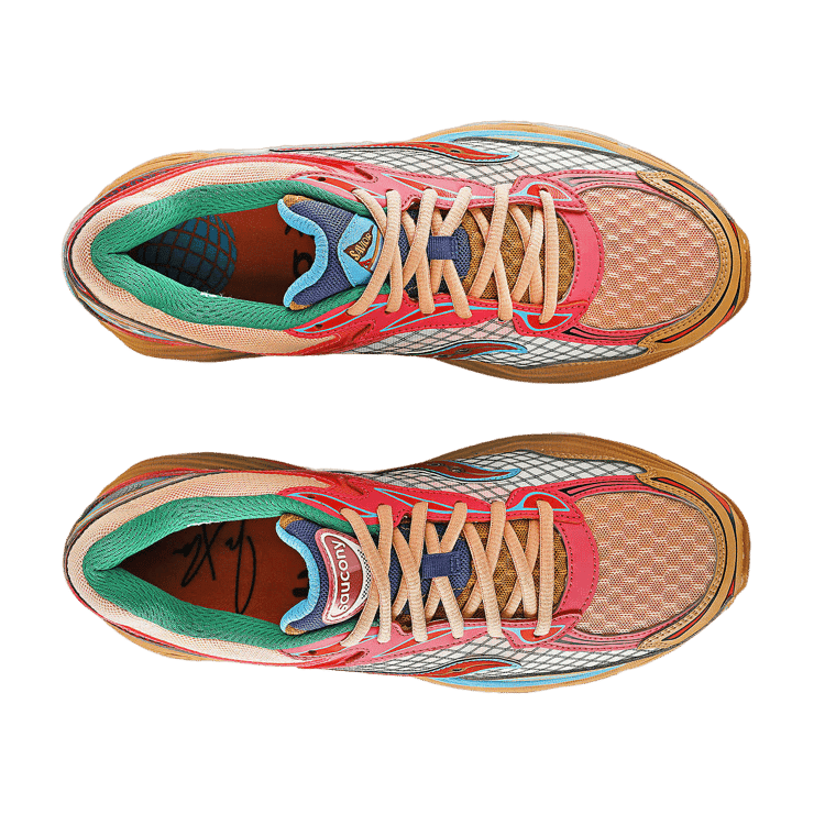 Saucony ProGrid Omni 9 Jae Tips Tan Angle 3