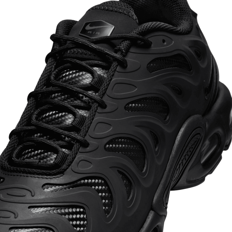 Nike Air Max Plus Drift 'Black Anthracite' Angle 1