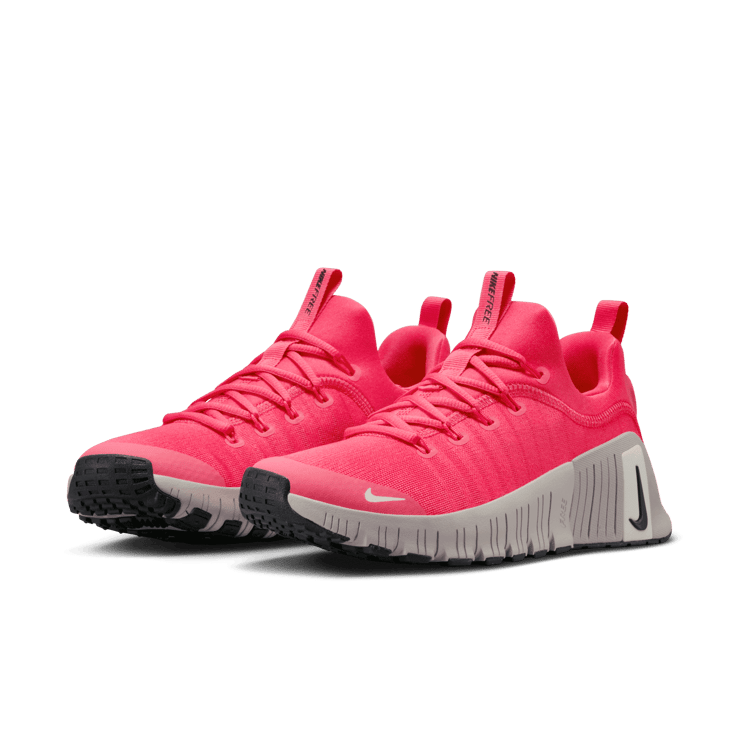 Nike Free Metcon 6 'Aster Pink' (W) Angle 2