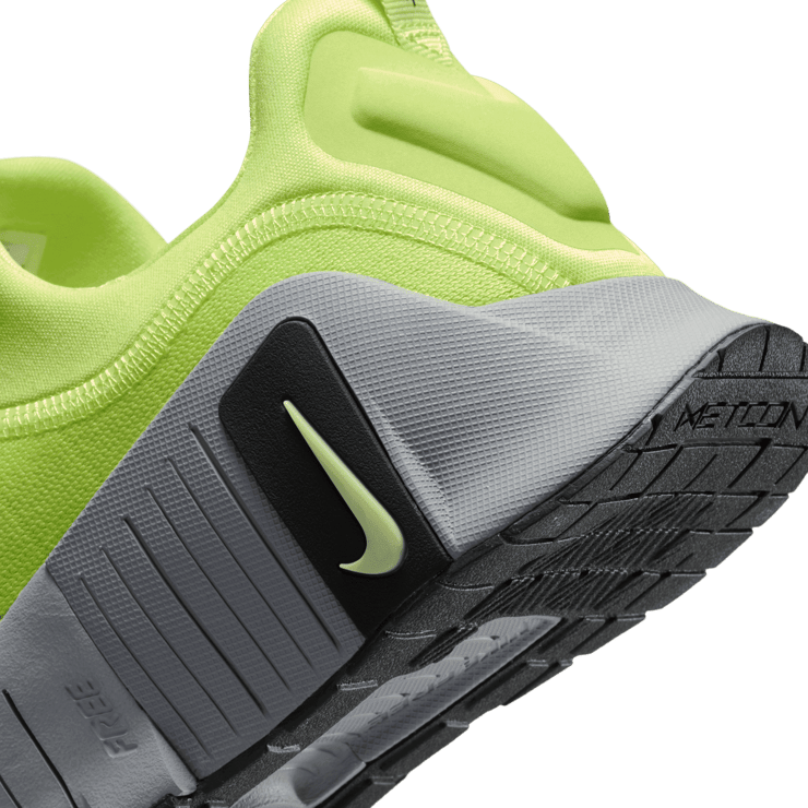 Nike Free Metcon 6 'Light Lemon Twist' Angle 5