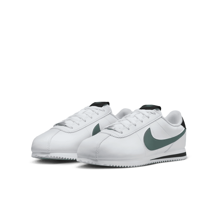 Nike Cortez (GS) Angle 2