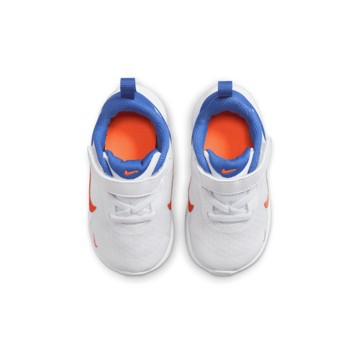 Nike Revolution 7 (TD) Angle 1
