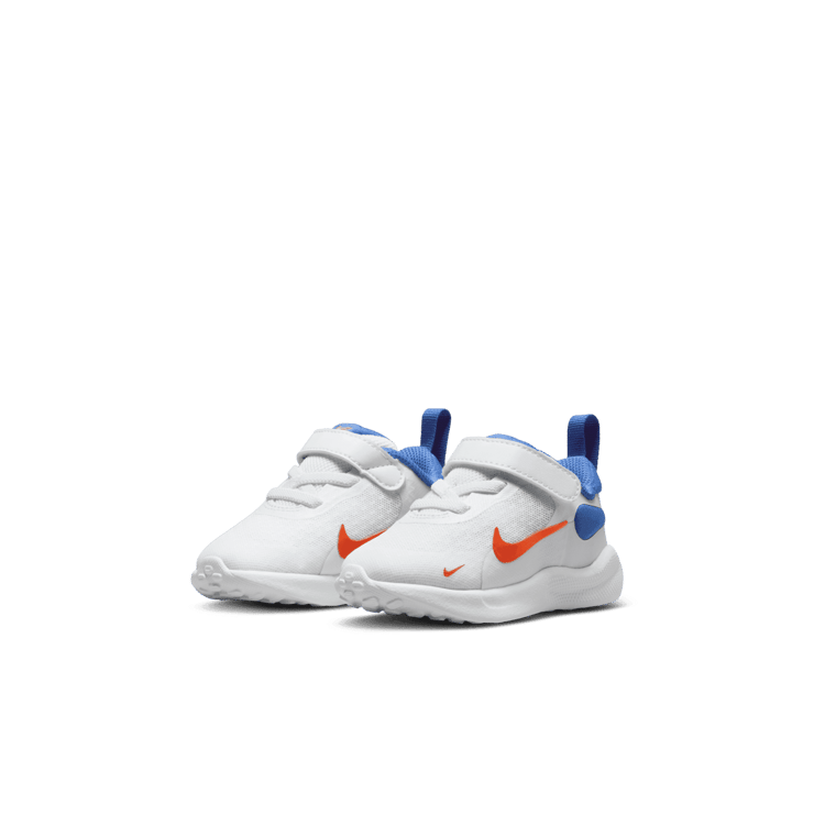 Nike Revolution 7 (TD) Angle 2