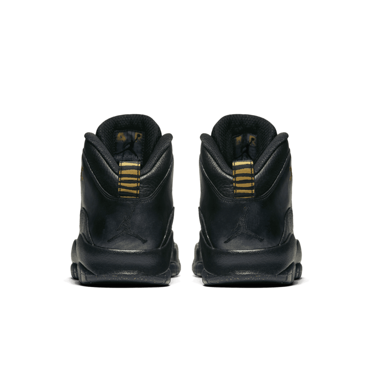 Jordan 10 Retro New York City (2016) Angle 3