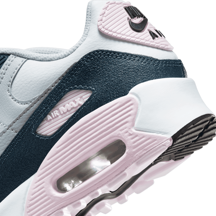 Nike Air Max 90 (GS) Angle 5