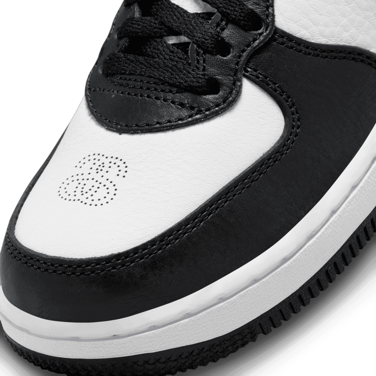 Nike Stussy x Air Force 1 Mid 'Black White' (PS) Angle 4