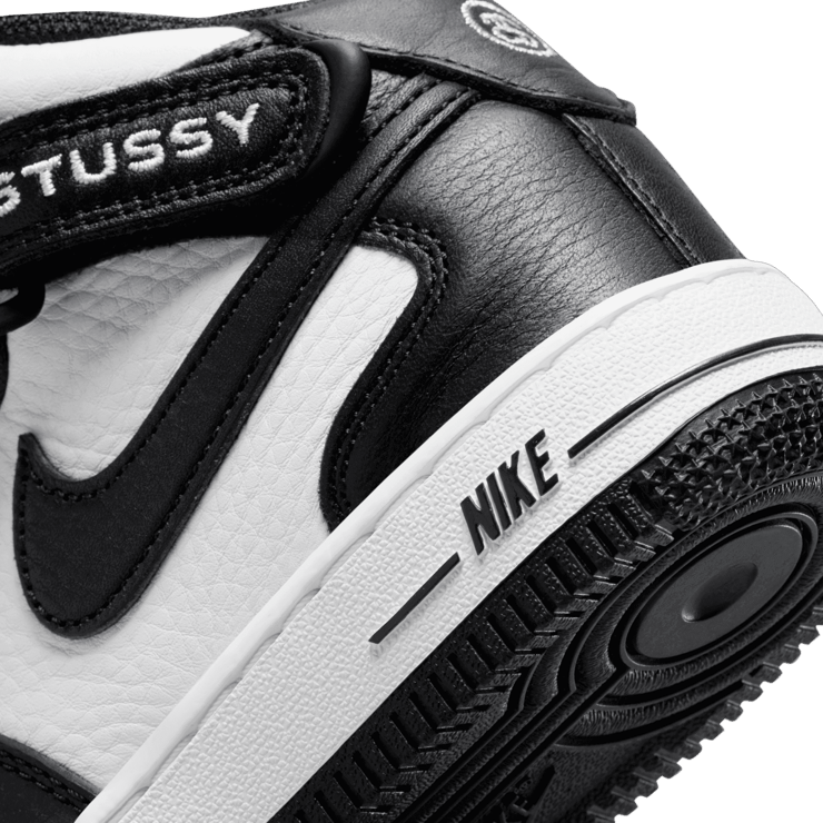 Nike Stussy x Air Force 1 Mid 'Black White' (PS) Angle 5