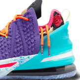 LeBron 18 Best 10–18 Psychic Purple Angle 8