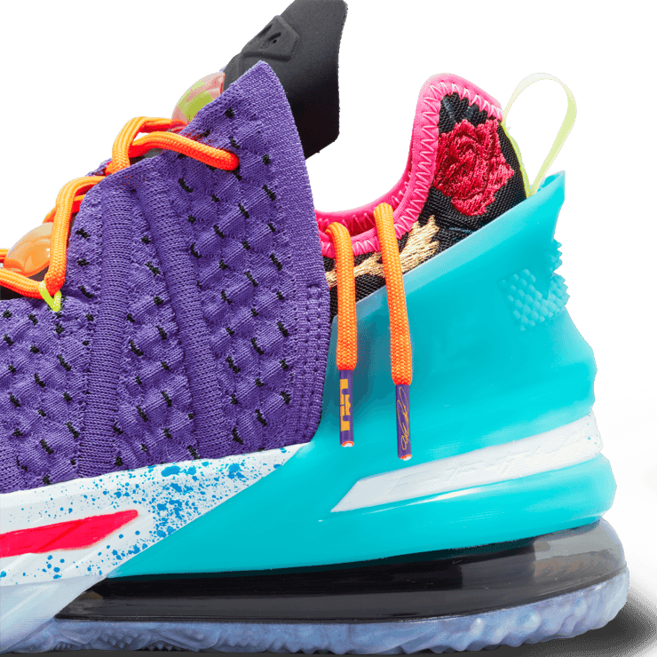LeBron 18 Best 10–18 Psychic Purple Angle 8