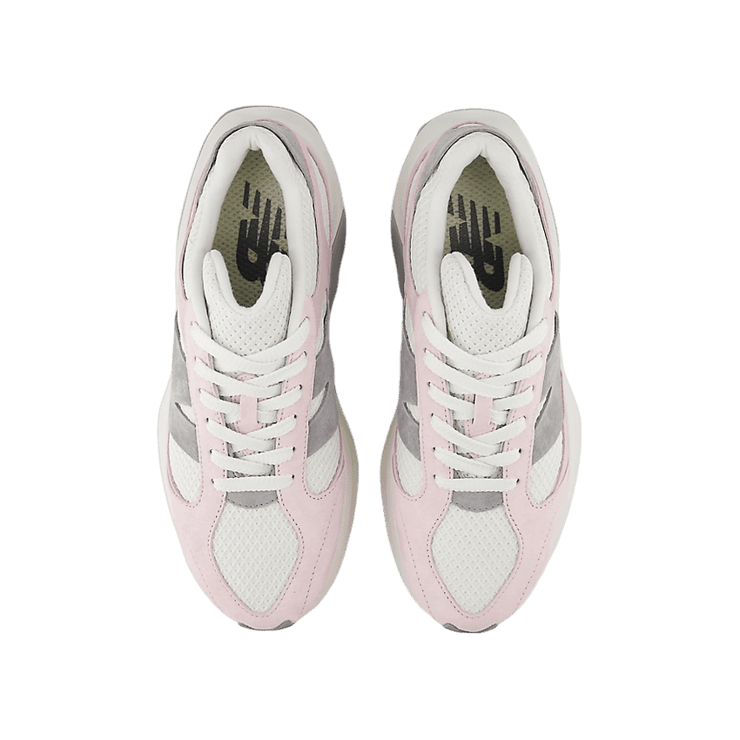 New Balance WRPD Runner Pink Cream Angle 1