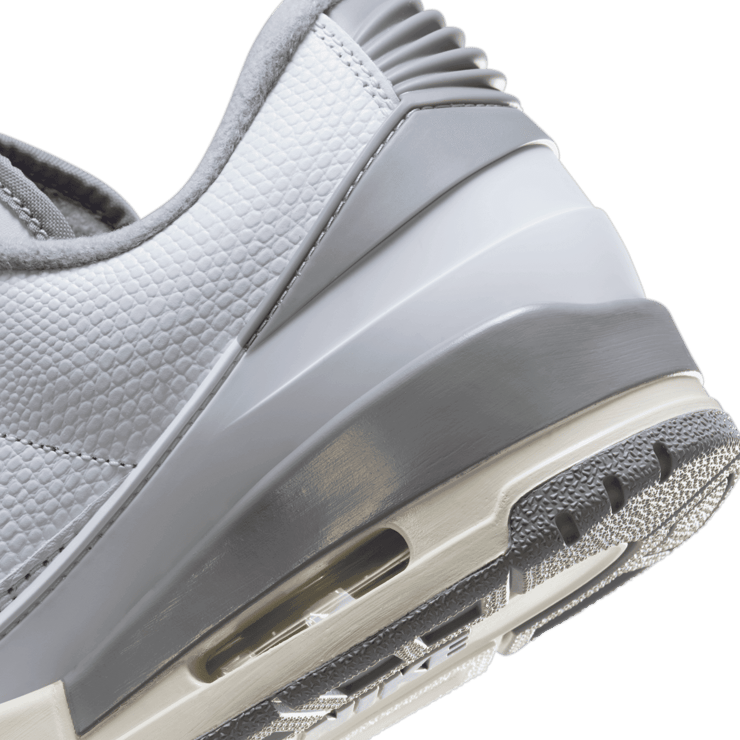 Air Jordan 2/3 White Cement Angle 5